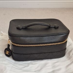 CHANEL Vintage black vanity bag